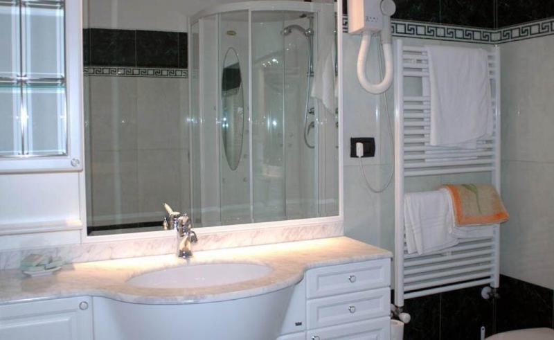 Hotel Esperia Пьомбино Экстерьер фото